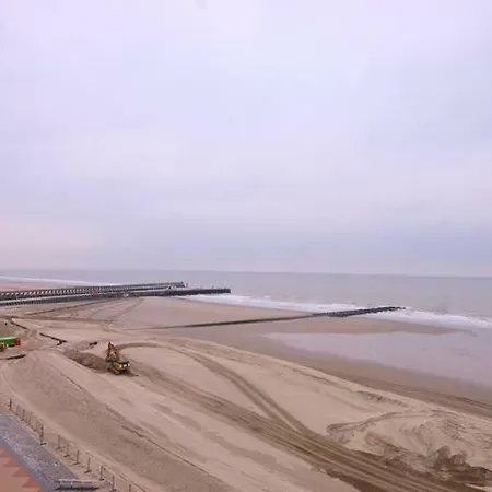 Апартаменты Caraibes 8ste Verdieping Бланкенберге